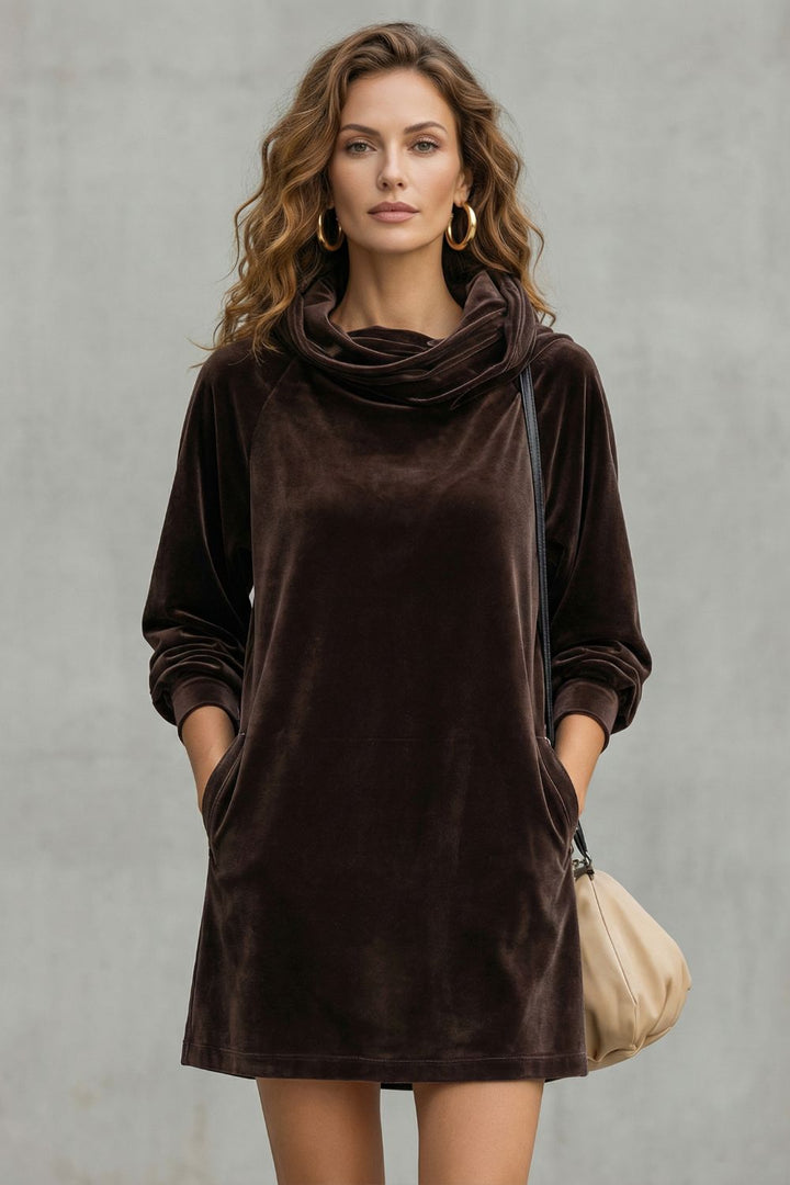 Moréna – Samt Drapierung Komfort – Cowl Neck Mini Kleid