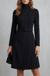 Nivara – Asymmetrischer Taillengürtel – A-Linien-Midi-Kleid