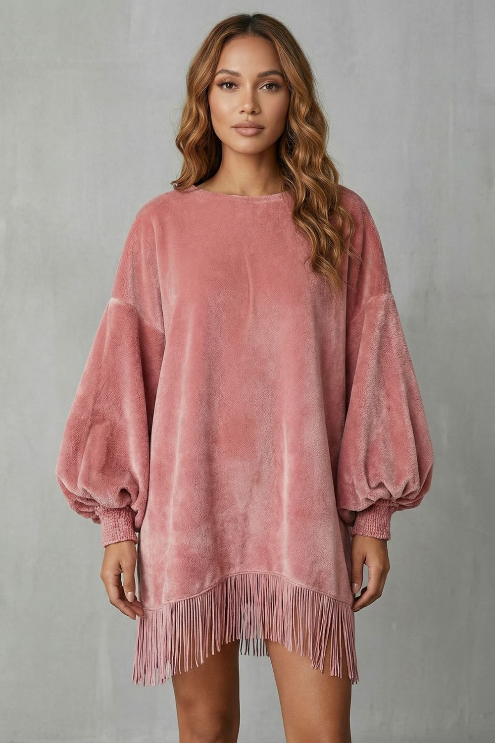 Bellurie – Voluminöse Ärmel – Fransen-Minikleid