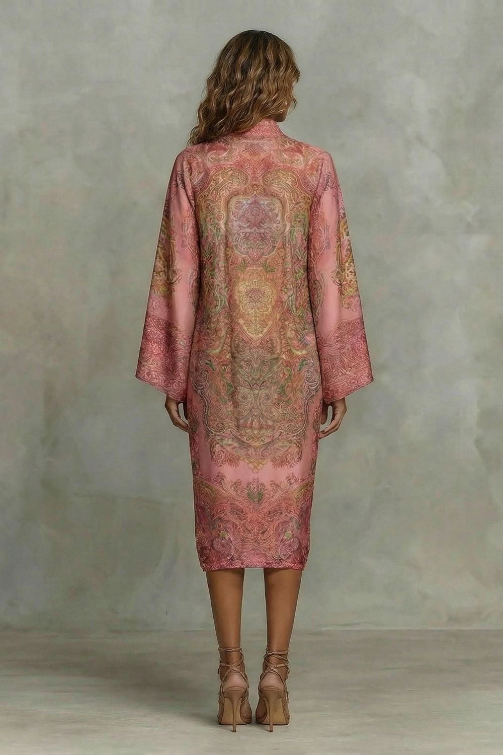 Marélienne – Barock floral Motiv – Kimono-Midikleid