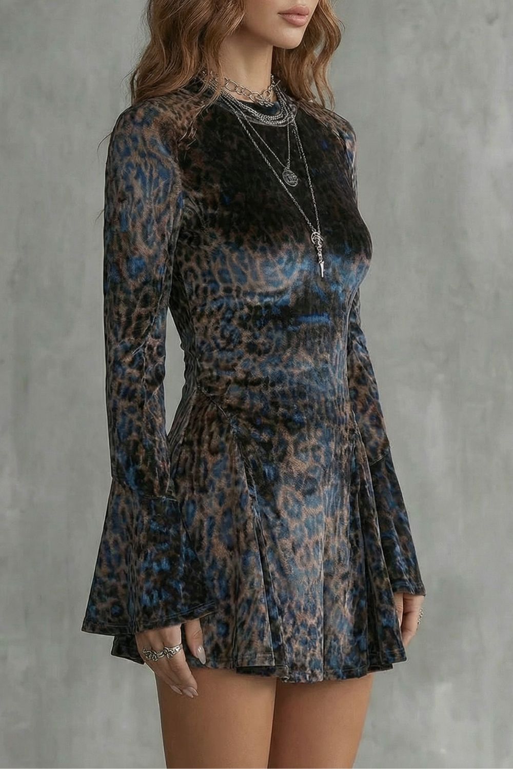 Bellanca – Ausgestellte Ärmel – Leopardenmuster Mini-Kleid