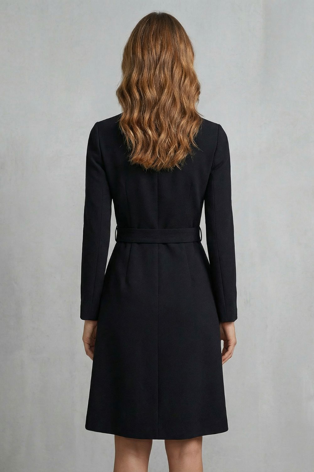 Nivara – Asymmetrischer Taillengürtel – A-Linien-Midi-Kleid