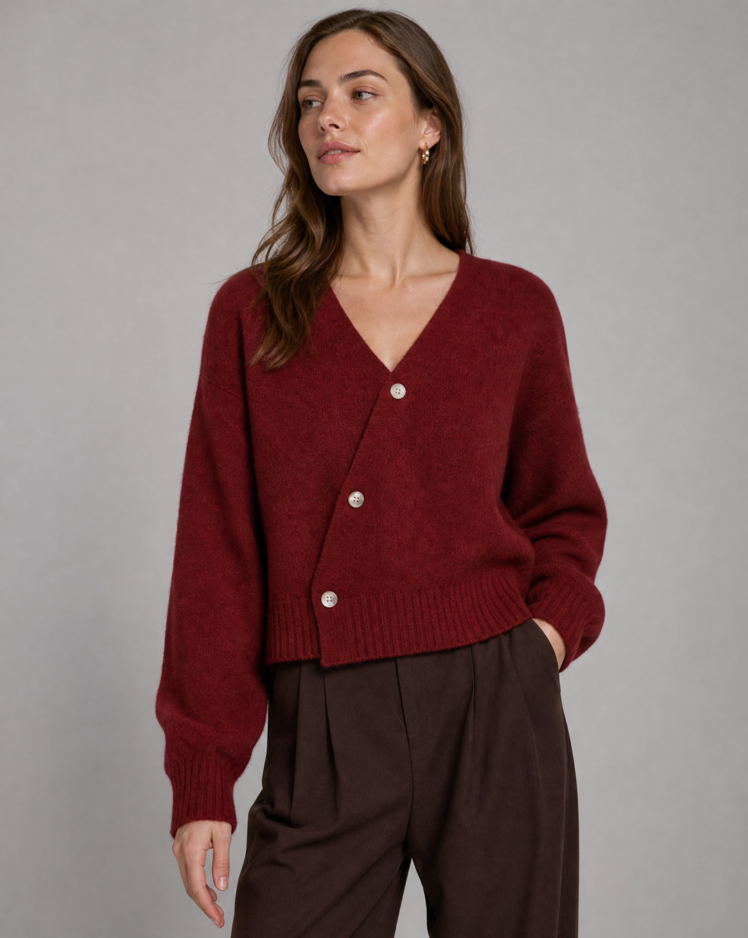 Estelle | V-Ausschnitt Cardigan mit Knopfverschluss