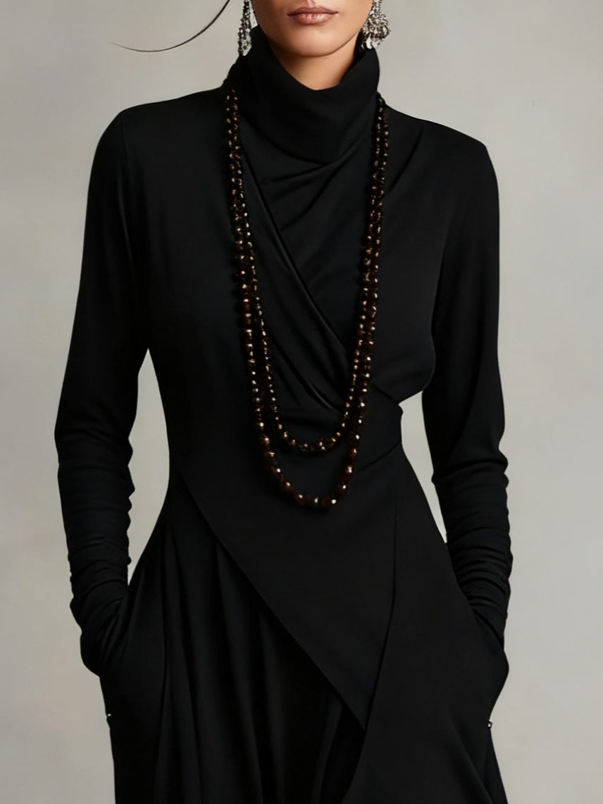 Vivienne | Asymmetrisches Maxikleid mit hohem Kragen