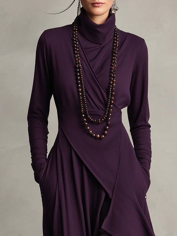 Vivienne | Asymmetrisches Maxikleid mit hohem Kragen