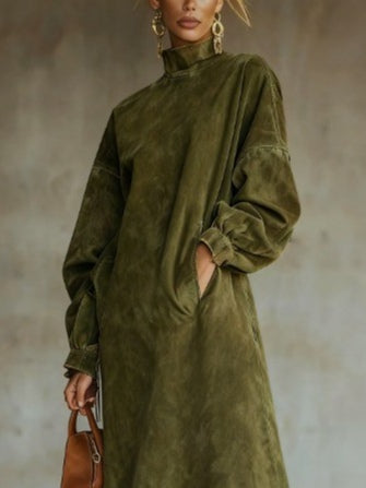 Matilda | Wildleder-Turtleneck-Kleid